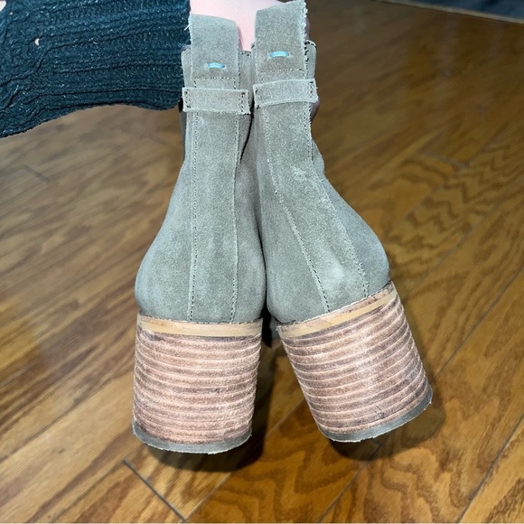 Toms Esme Tarmac Olive Green Suede Chelsea Heeled Boots Size 10 - Picture 7 of 12